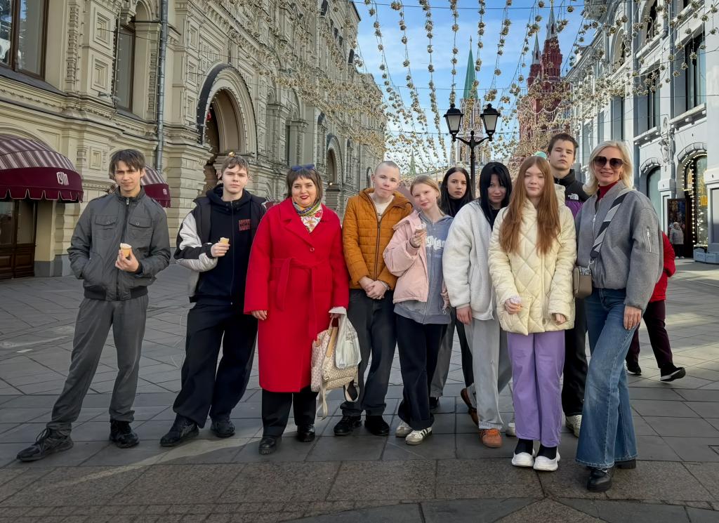 Быть рядом. Суперсила социальных педагогов центров для детей-сирот