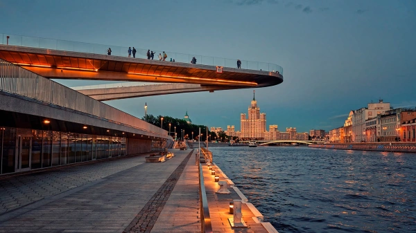 Как Москва стала современным многопрофильным хабом. 4 примера: от «Московского долголетия» до развития городского транспорта