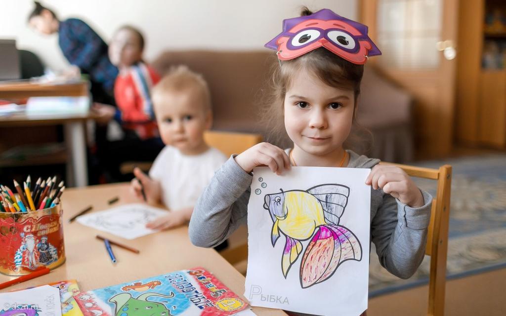 В Москве расширят число школ приемных родителей до 39